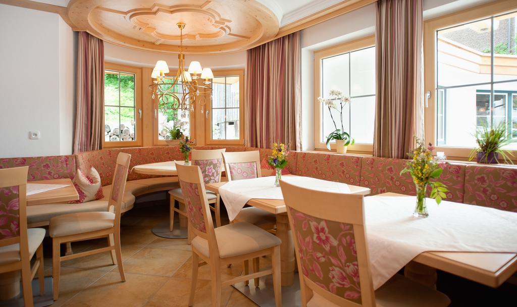 Ferienschloessl Harmonie Hotel Holzgau Kültér fotó