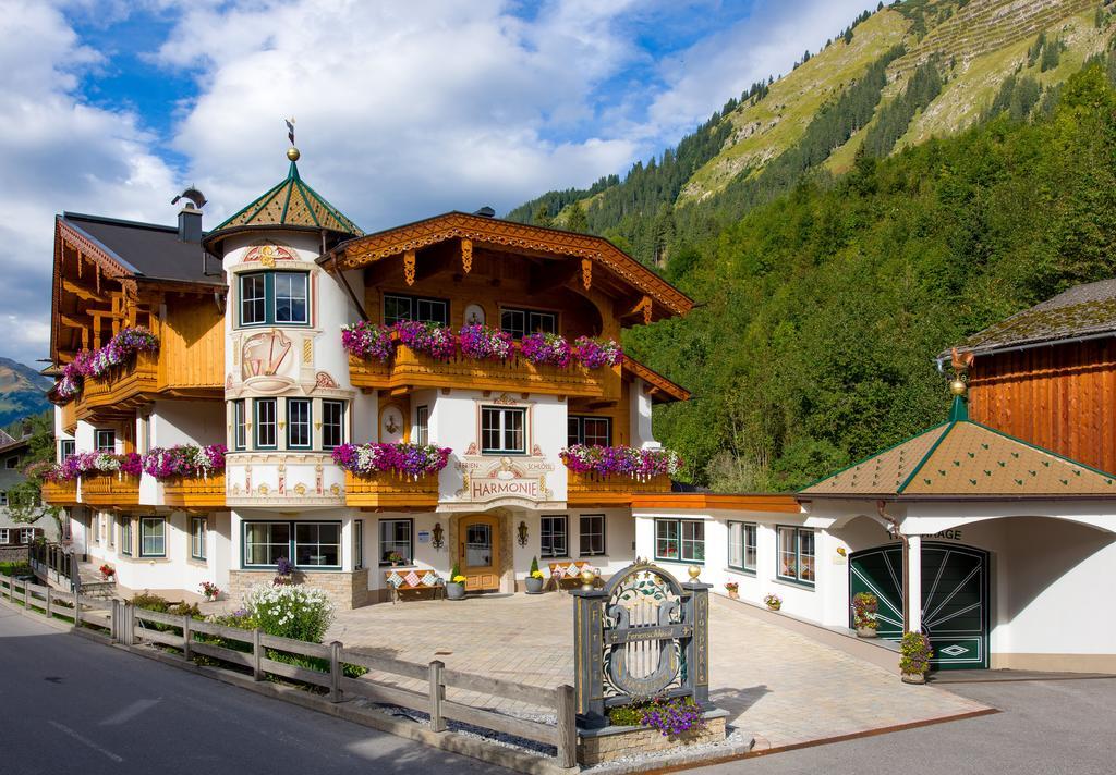 Ferienschloessl Harmonie Hotel Holzgau Kültér fotó