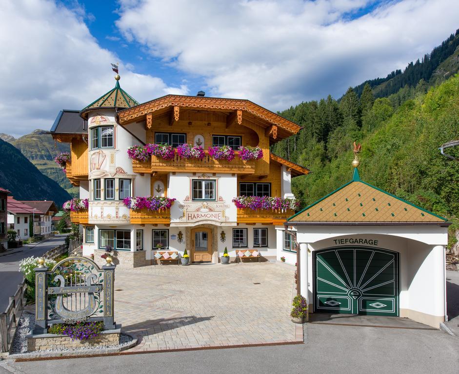 Ferienschloessl Harmonie Hotel Holzgau Kültér fotó