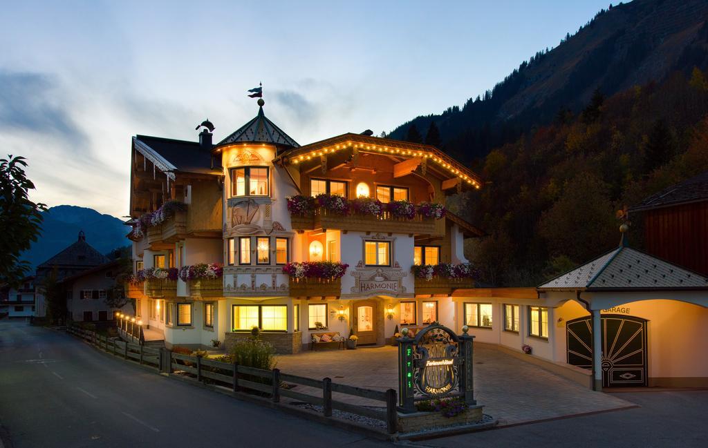 Ferienschloessl Harmonie Hotel Holzgau Kültér fotó