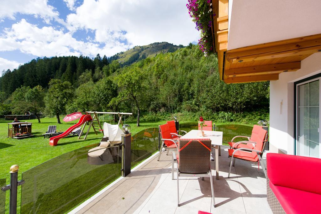 Ferienschloessl Harmonie Hotel Holzgau Kültér fotó