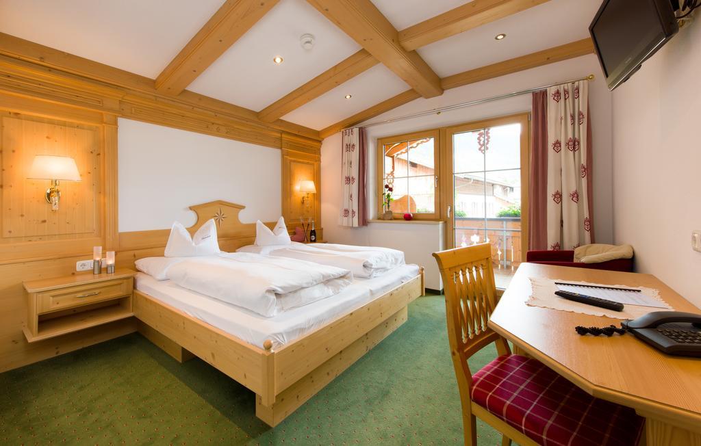 Ferienschloessl Harmonie Hotel Holzgau Kültér fotó